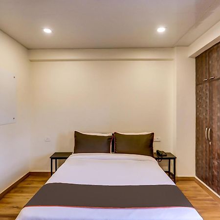 Collection O Sr Inn Awas Vikas กานปูร์ ภายนอก รูปภาพ