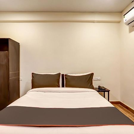 Collection O Sr Inn Awas Vikas กานปูร์ ภายนอก รูปภาพ